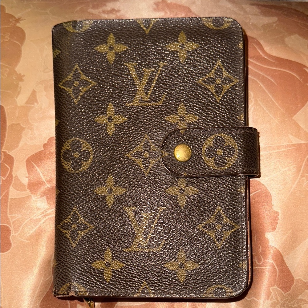 Louis Vuitton Monogram Wallet